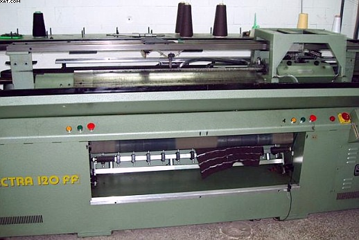 STAIGER Electra 800 Knitting machine, 8 gauge,